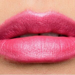 Estée Lauder Pure Color Lipstick in 119 Candy